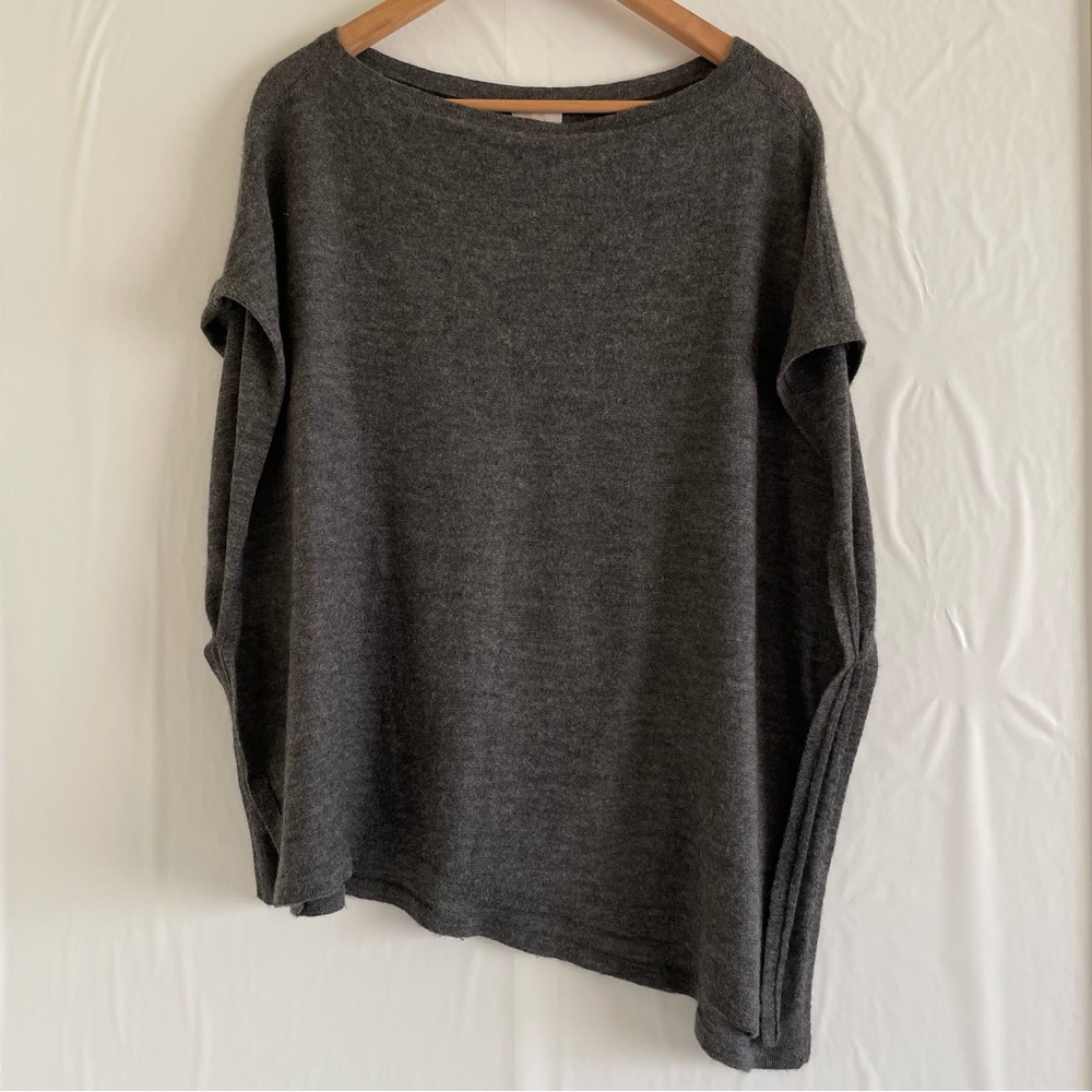 Holistia Gray Alpaca Poncho Size M